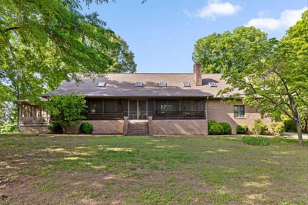 4 Acres of Land with Home for Sale in Soddy-Daisy, Tennessee