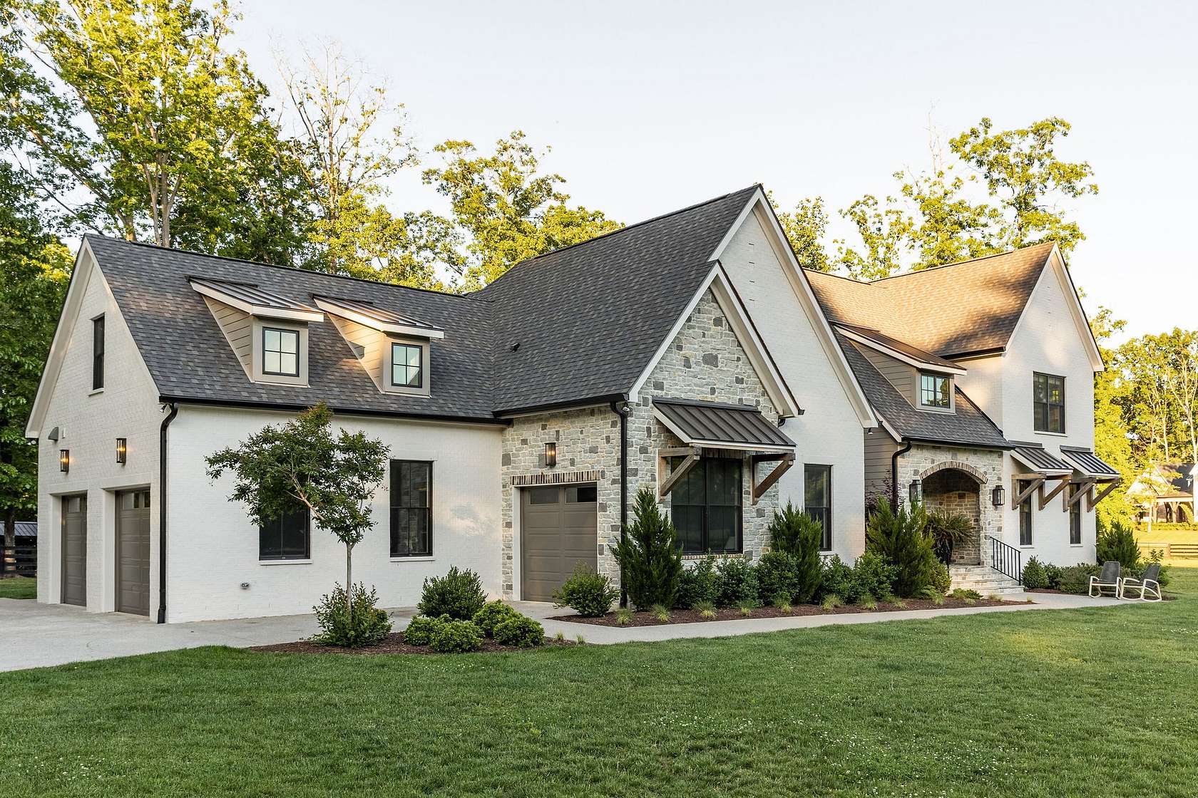 3.19 Acres of Land with Home for Sale in Franklin, Tennessee