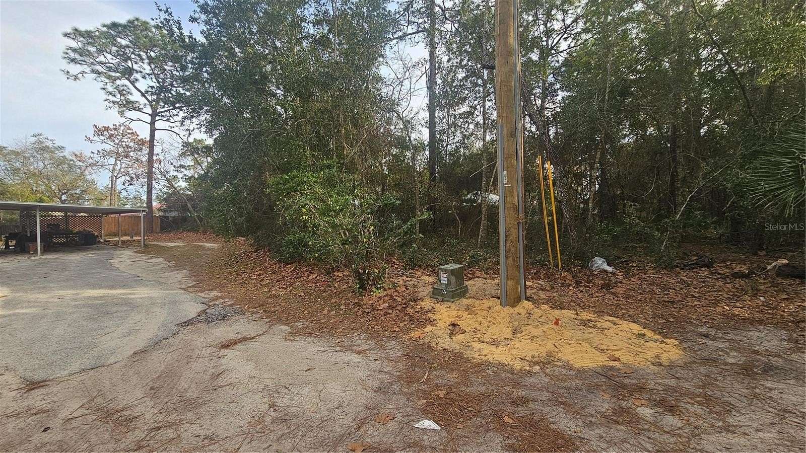 0.13 Acres of Residential Land for Sale in Umatilla, Florida