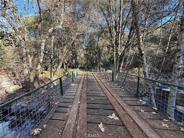 9 Acres of Residential Land for Sale in California Hot Springs, California