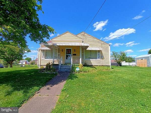 1.55 Acres of Land with Home for Sale in Vienna, West Virginia