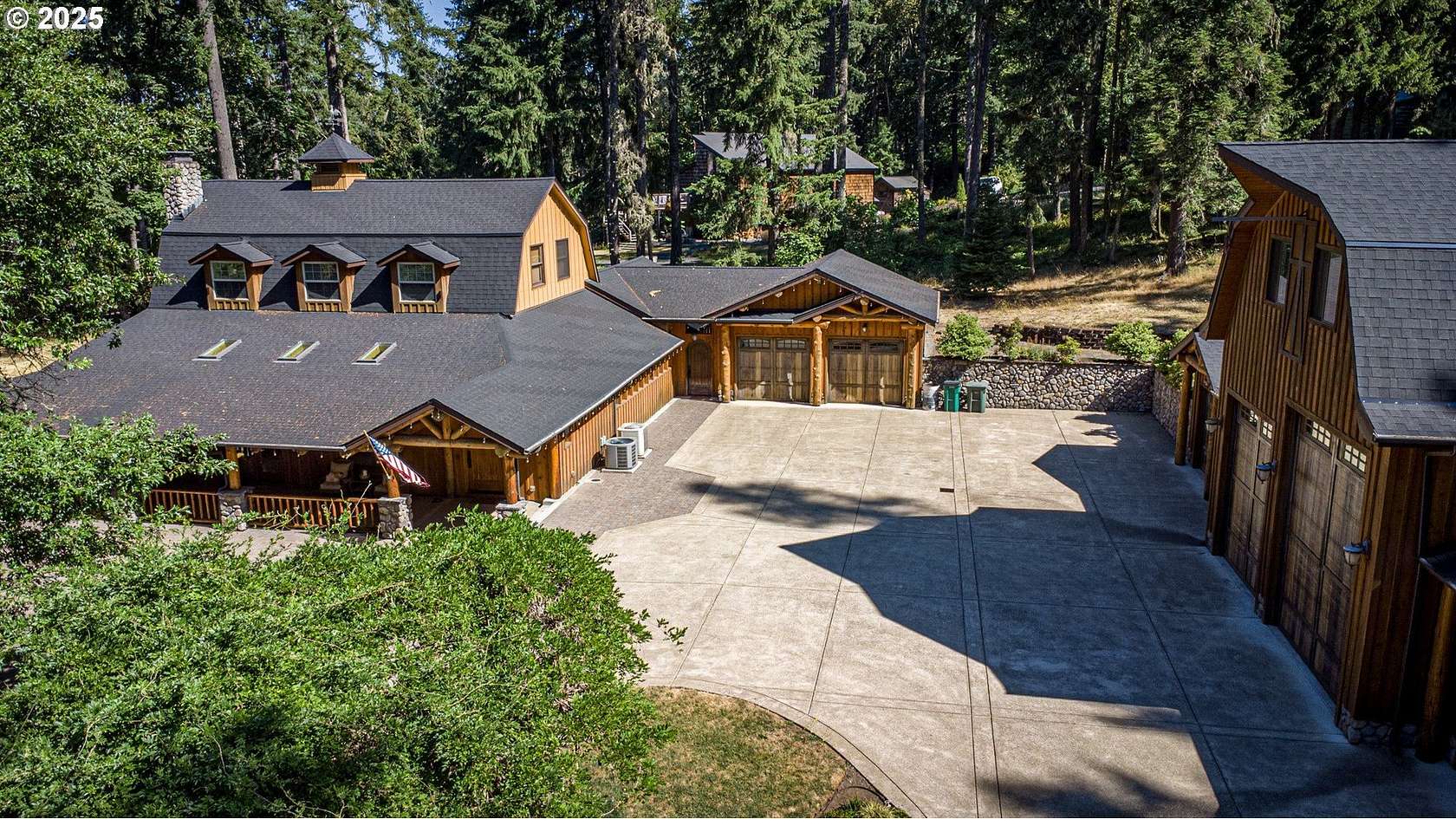 1.89 Acres of Land with Home for Sale in Springfield, Oregon