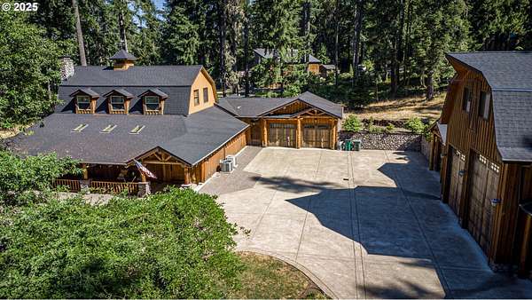 1.89 Acres of Land with Home for Sale in Springfield, Oregon