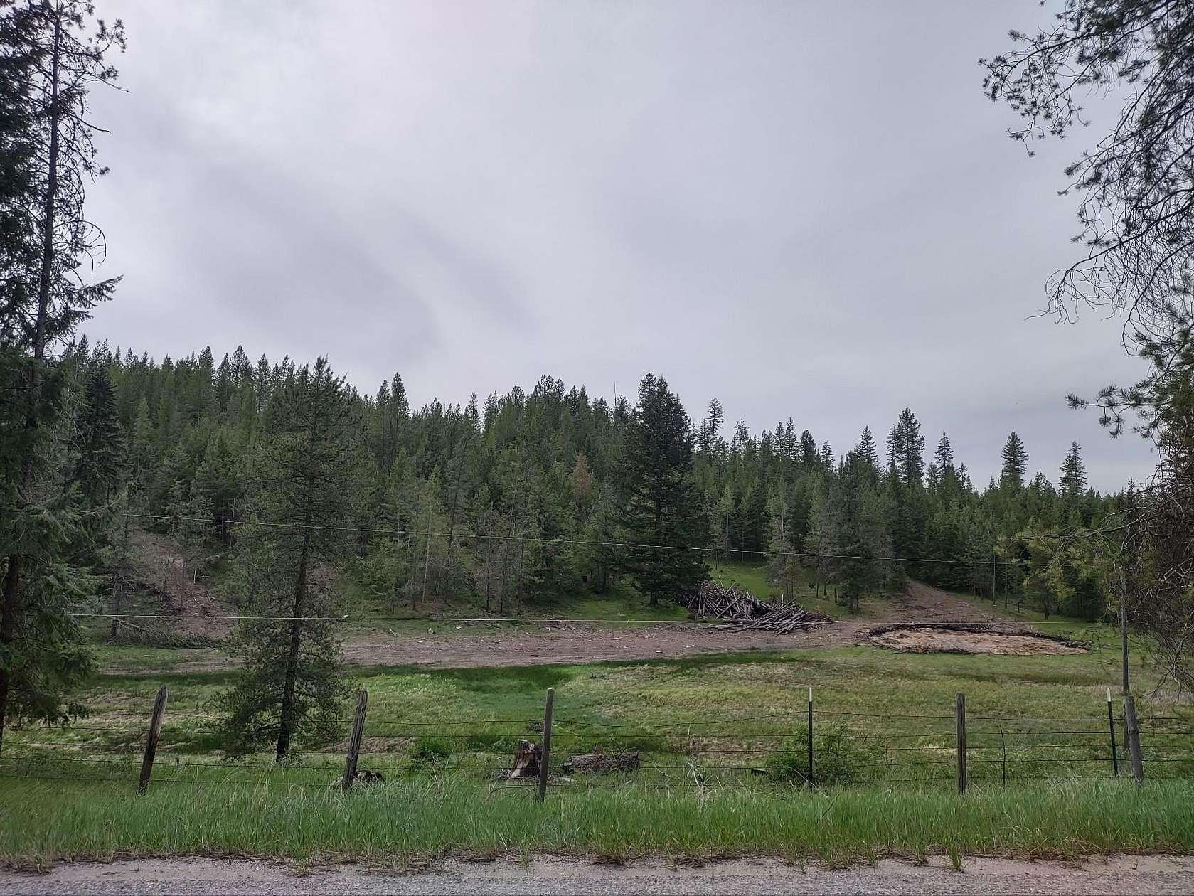 64 Acres of Recreational & Residential Land for Sale in Valley, Washington