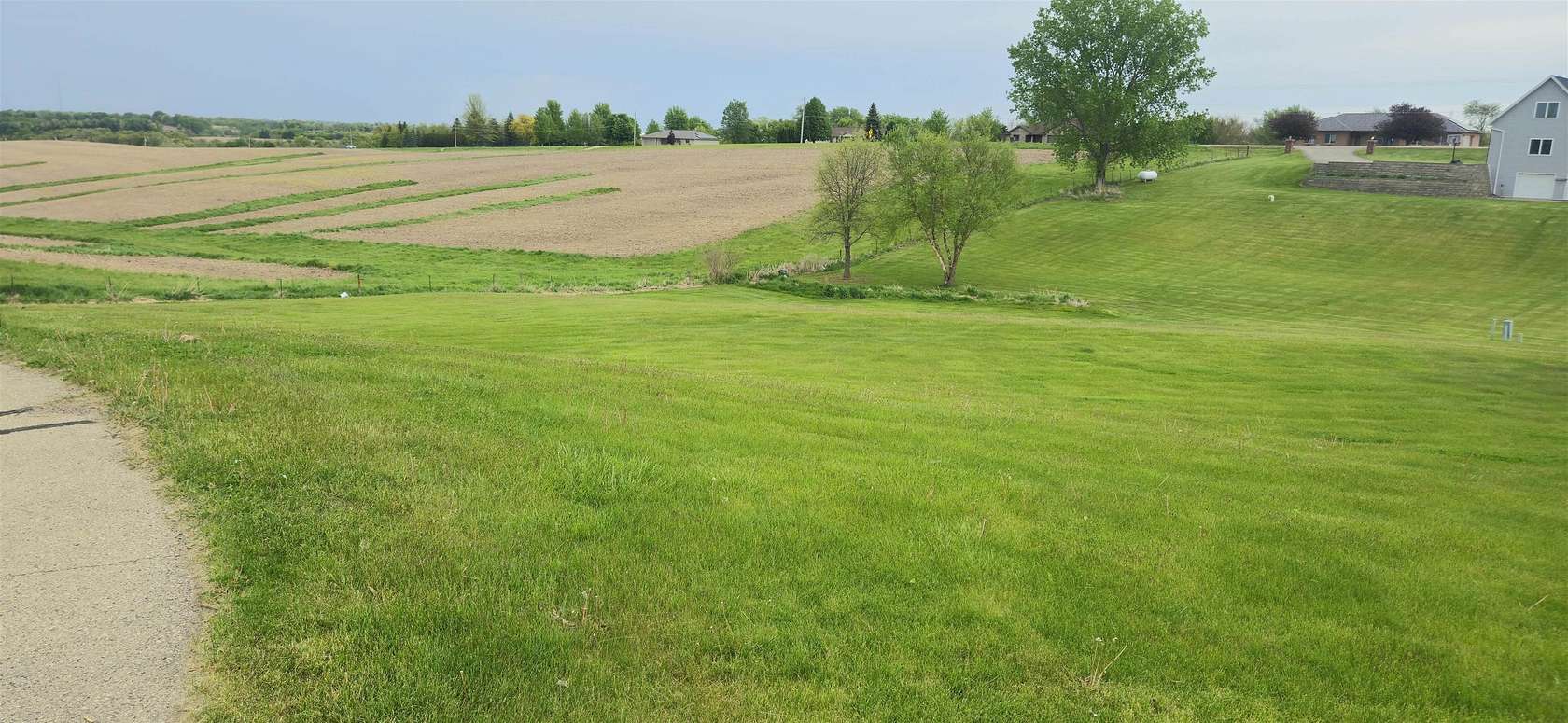 1 Acre of Residential Land for Sale in Dubuque, Iowa