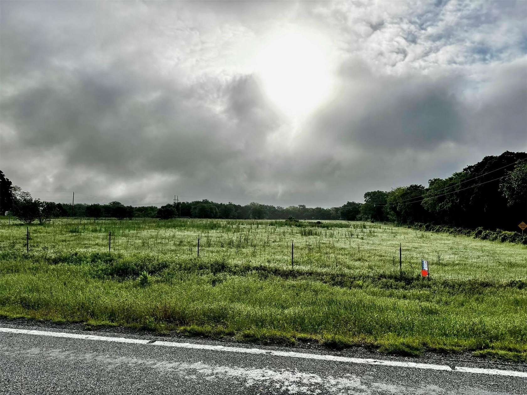 16 Acres of Land for Sale in Chico, Texas