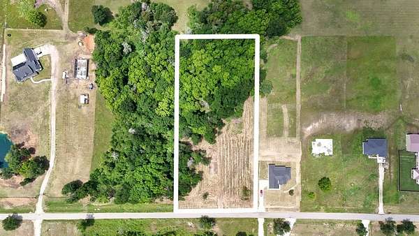 3 Acres of Residential Land for Sale in Celeste, Texas