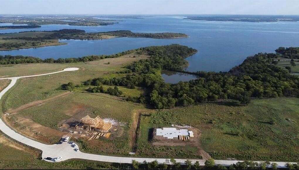 2 Acres of Residential Land for Sale in Sanger, Texas