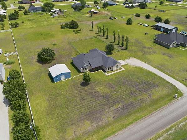 1.7 Acres of Land with Home for Sale in Trenton, Texas