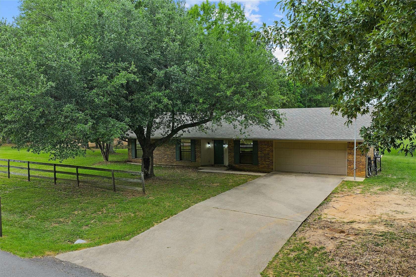 3 Acres of Land with Home for Sale in Greenwood, Louisiana