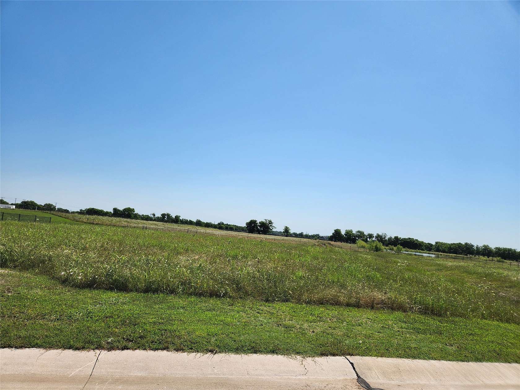 1 Acre of Residential Land for Sale in Caddo Mills, Texas