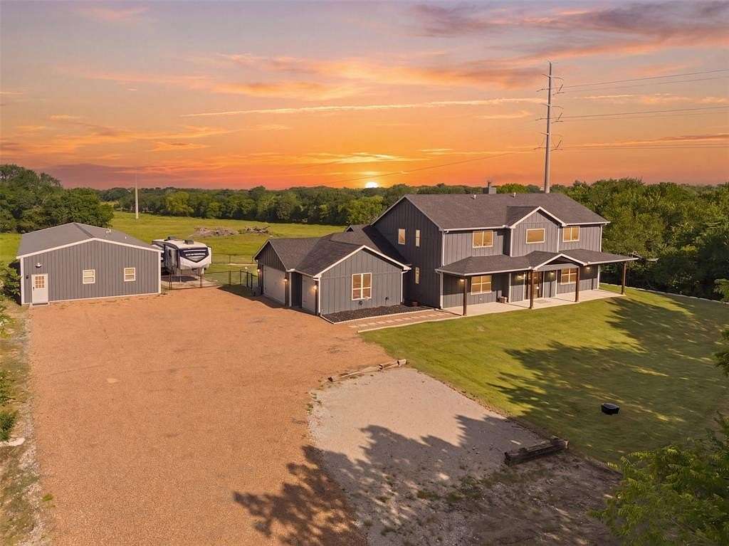 17.1 Acres of Recreational Land with Home for Sale in Farmersville, Texas