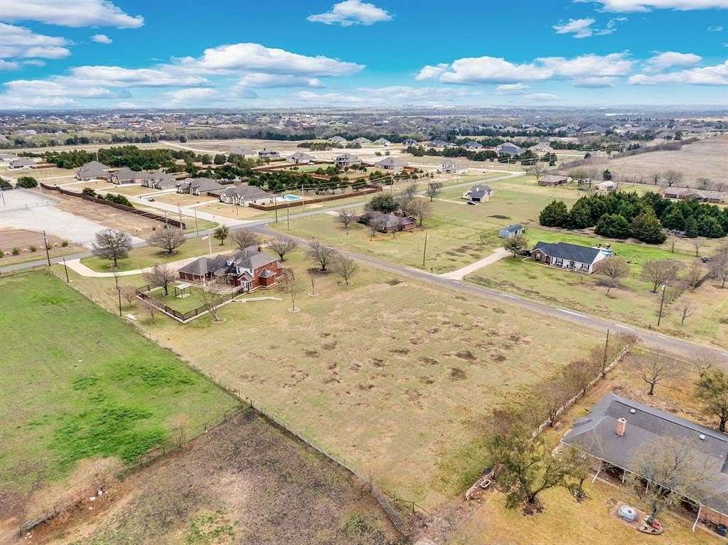 1 Acre of Residential Land for Sale in Midlothian, Texas