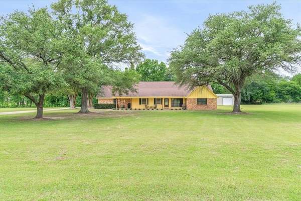 1.79 Acres of Land with Home for Sale in Canton, Texas