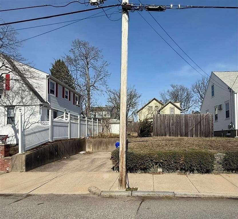 0.06 Acres of Residential Land for Sale in Providence, Rhode Island