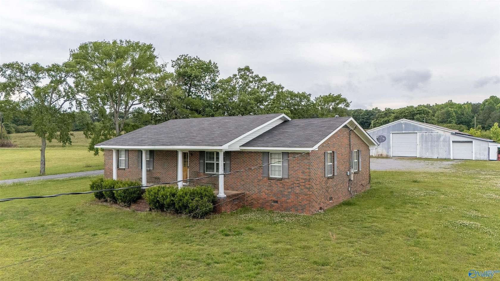 8 Acres of Land with Home for Sale in Horton, Alabama