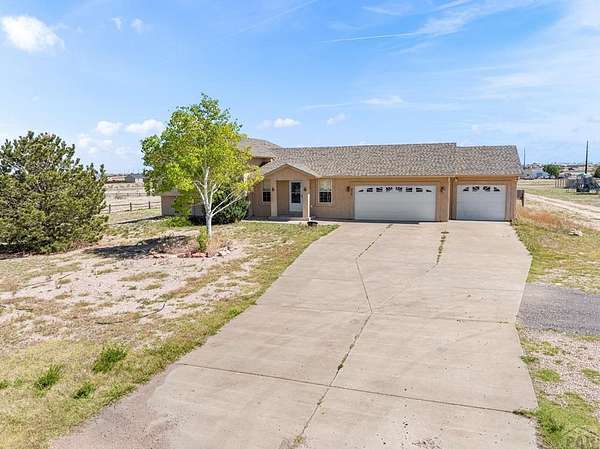 2.5 Acres of Land with Home for Sale in Pueblo West, Colorado