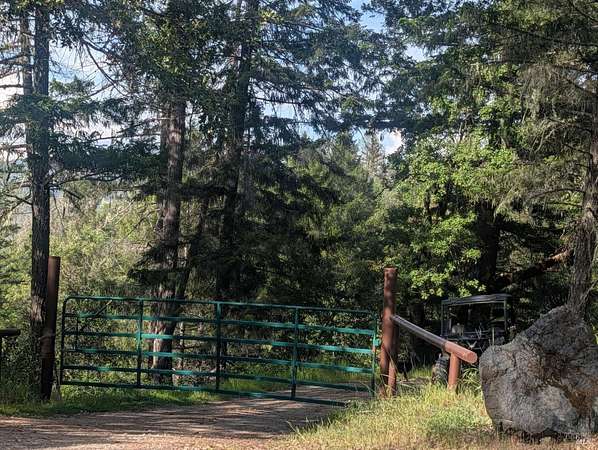 170 Acres of Recreational & Residential Land for Sale in Laytonville, California