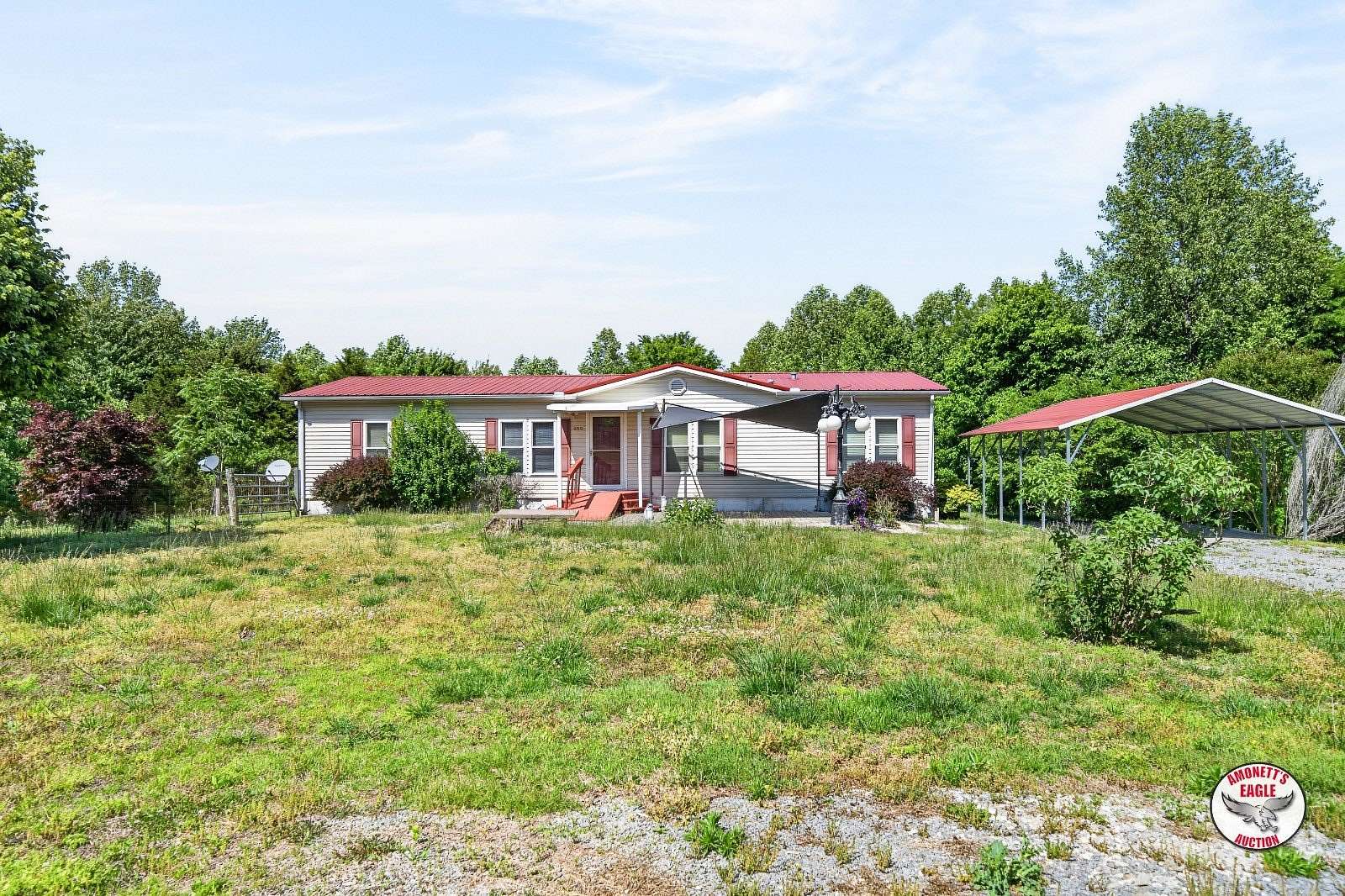 15.4 Acres of Land with Home for Auction in Cookeville, Tennessee