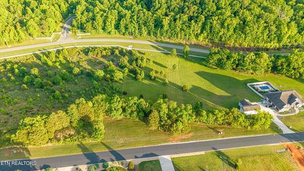 2.66 Acres of Residential Land for Sale in Rockwood, Tennessee