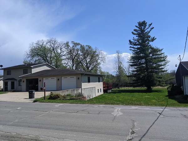 20.3 Acres of Land with Home for Sale in Jackson, Michigan