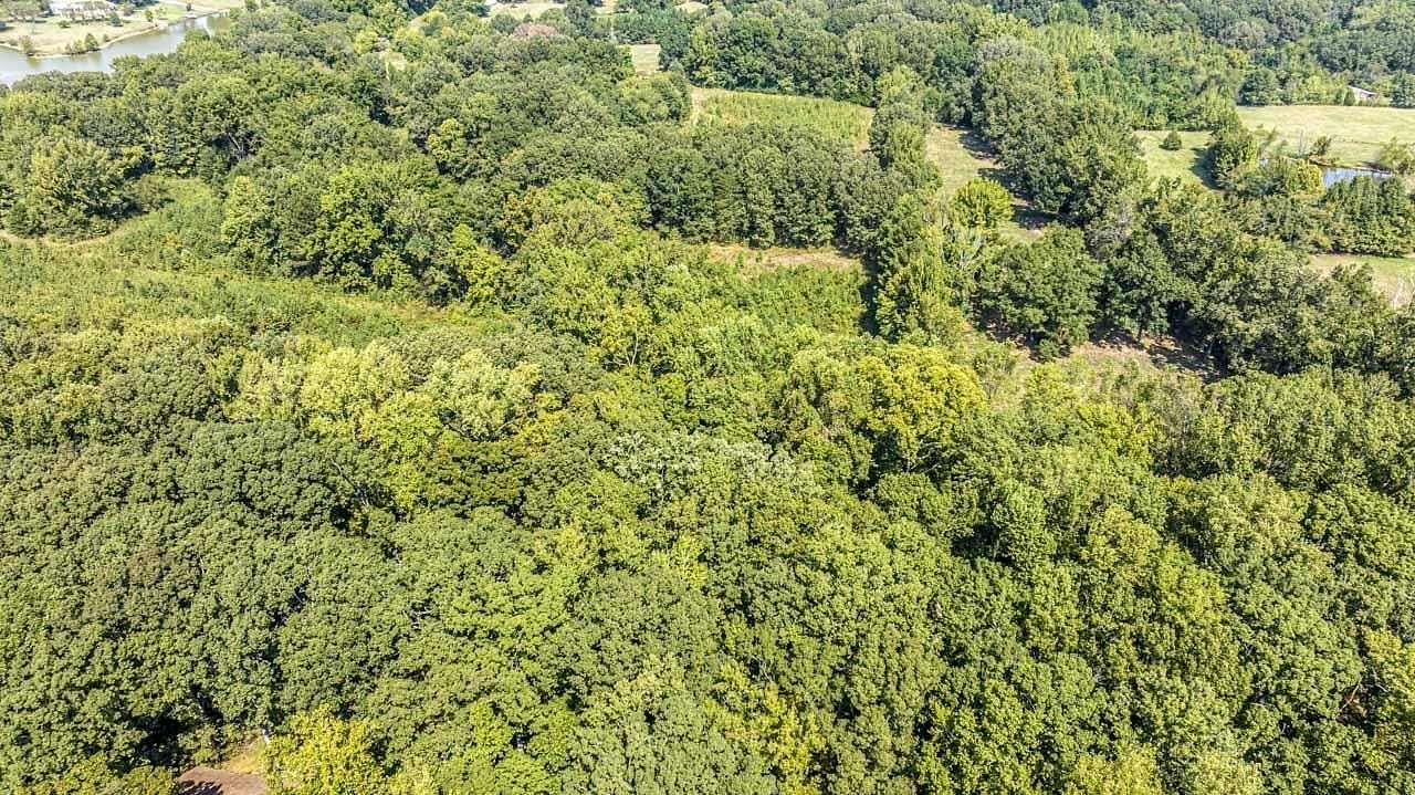 1 Acre of Residential Land for Sale in Arlington, Tennessee