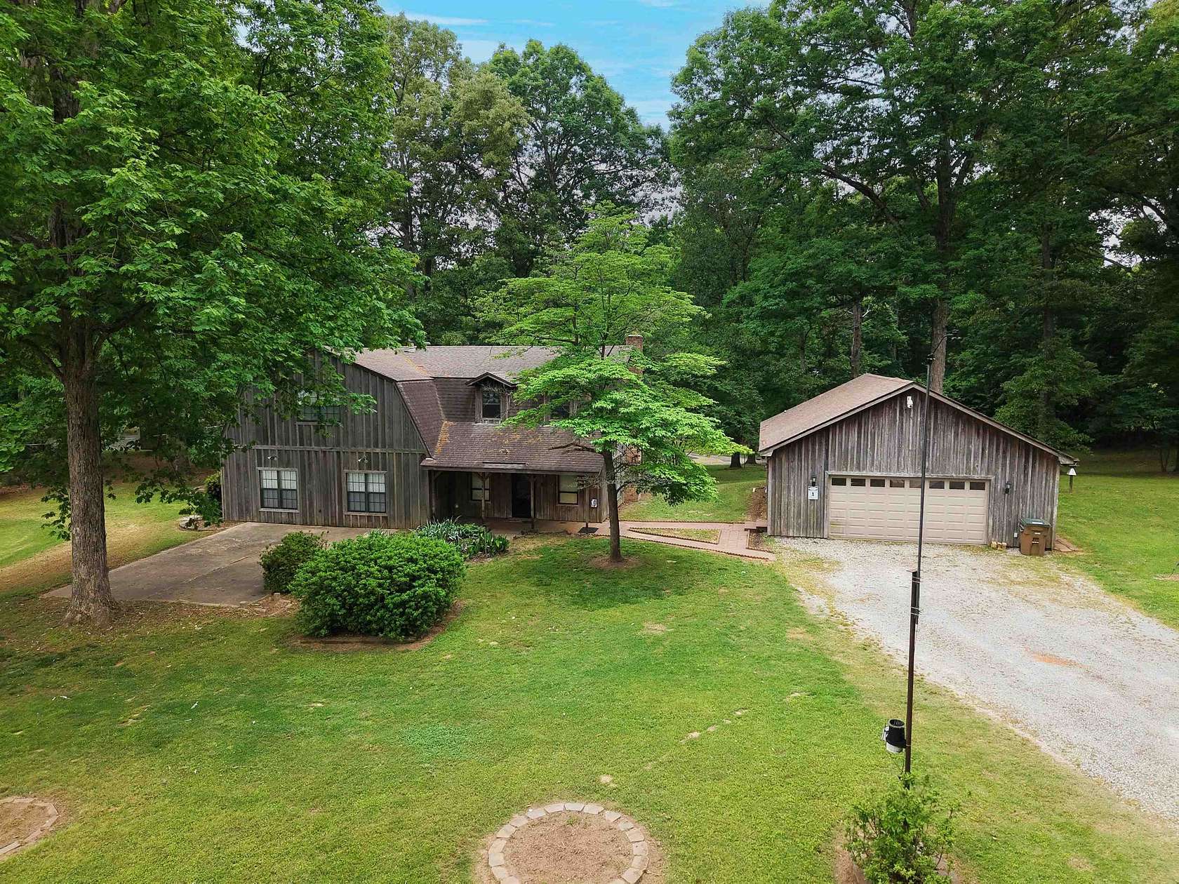 8 Acres of Land with Home for Sale in Oakland, Tennessee