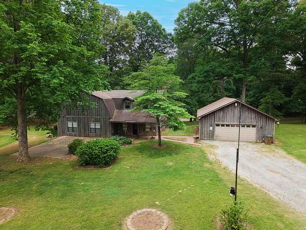 8 Acres of Land with Home for Sale in Oakland, Tennessee