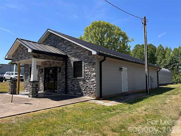 1.46 Acres of Commercial Land for Lease in Iron Station, North Carolina