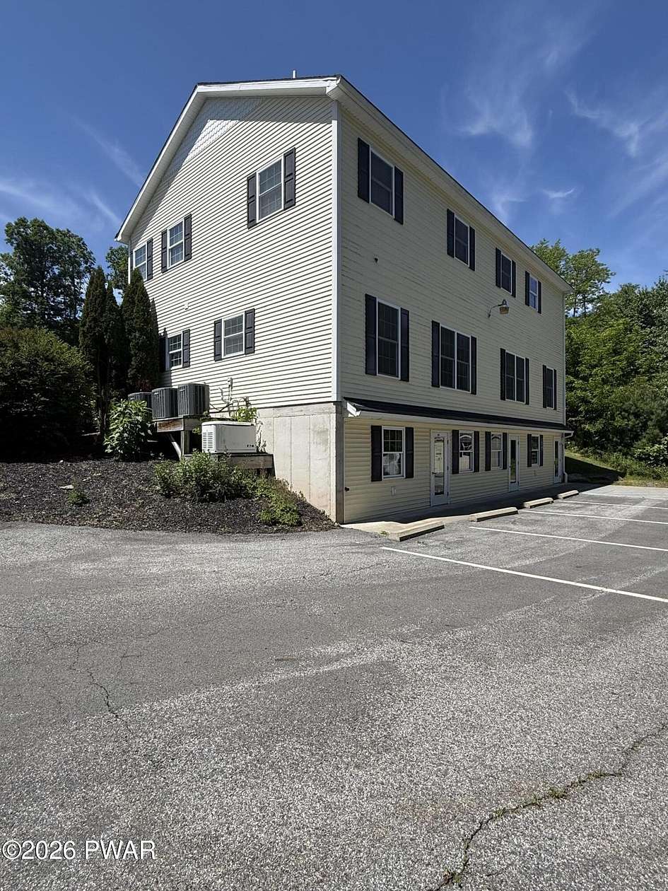 5 Acres of Commercial Land for Lease in Hawley, Pennsylvania
