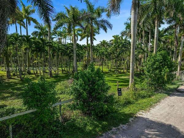 2 Acres of Land for Sale in Miami, Florida
