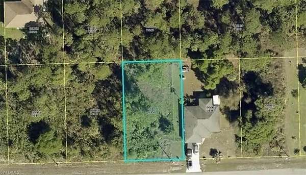 0.25 Acres of Residential Land for Sale in Lehigh Acres, Florida
