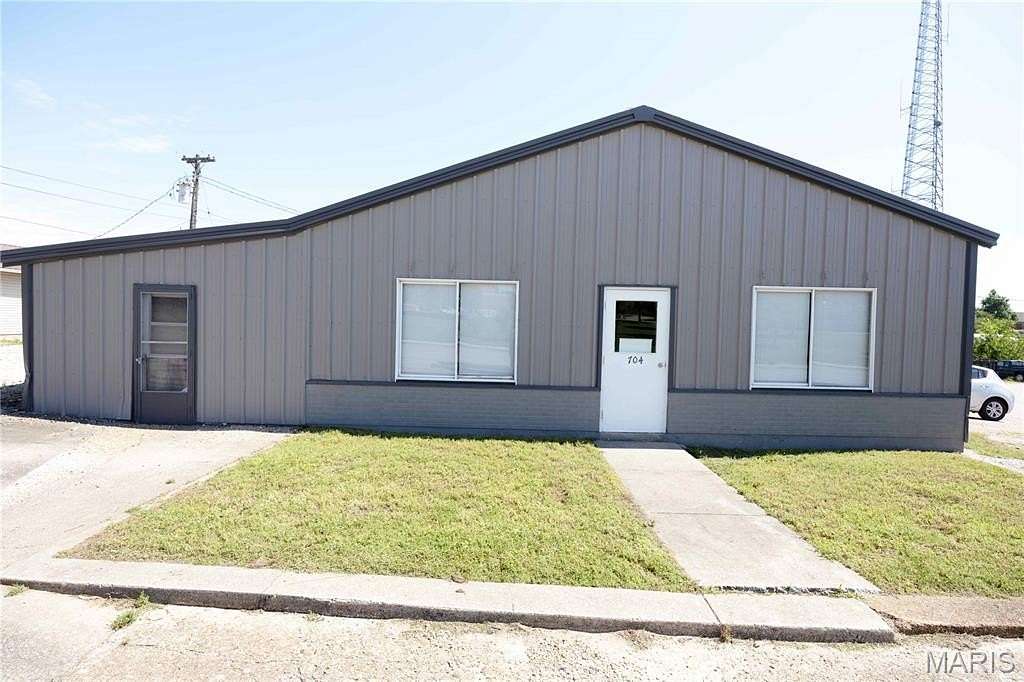 0.25 Acres of Mixed-Use Land for Sale in Perryville, Missouri