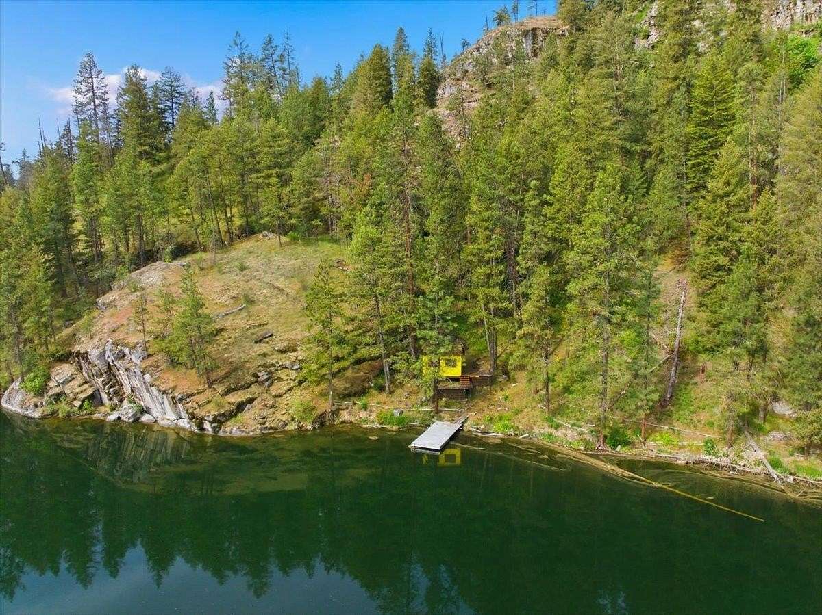 19.4 Acres of Recreational Land for Sale in Tumtum, Washington