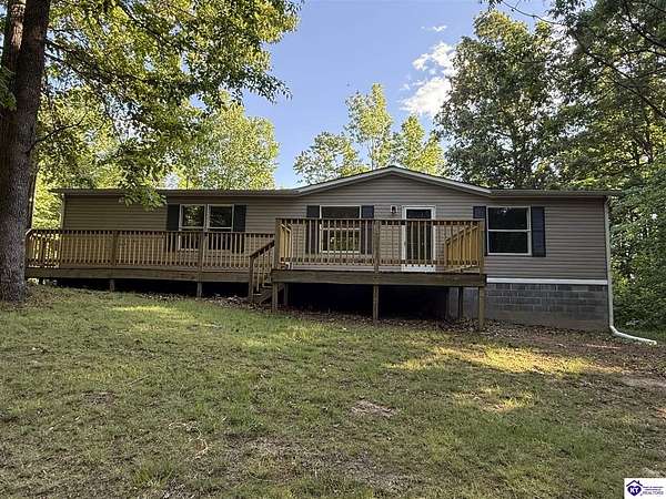 4 Acres of Land with Home for Sale in Brandenburg, Kentucky