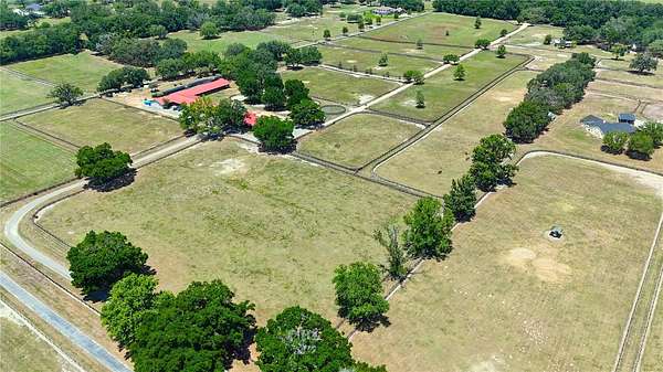 31.7 Acres of Land with Home for Sale in Morriston, Florida