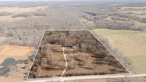 20 Acres of Land with Home for Sale in West Plains, Missouri