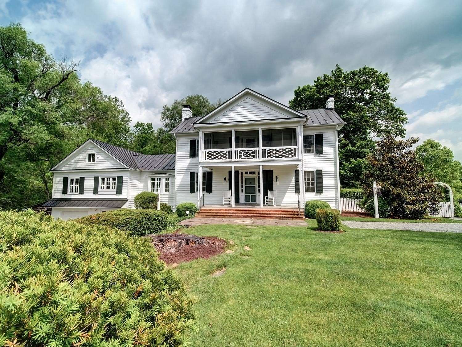 40 Acres of Land with Home for Sale in Hot Springs, Virginia