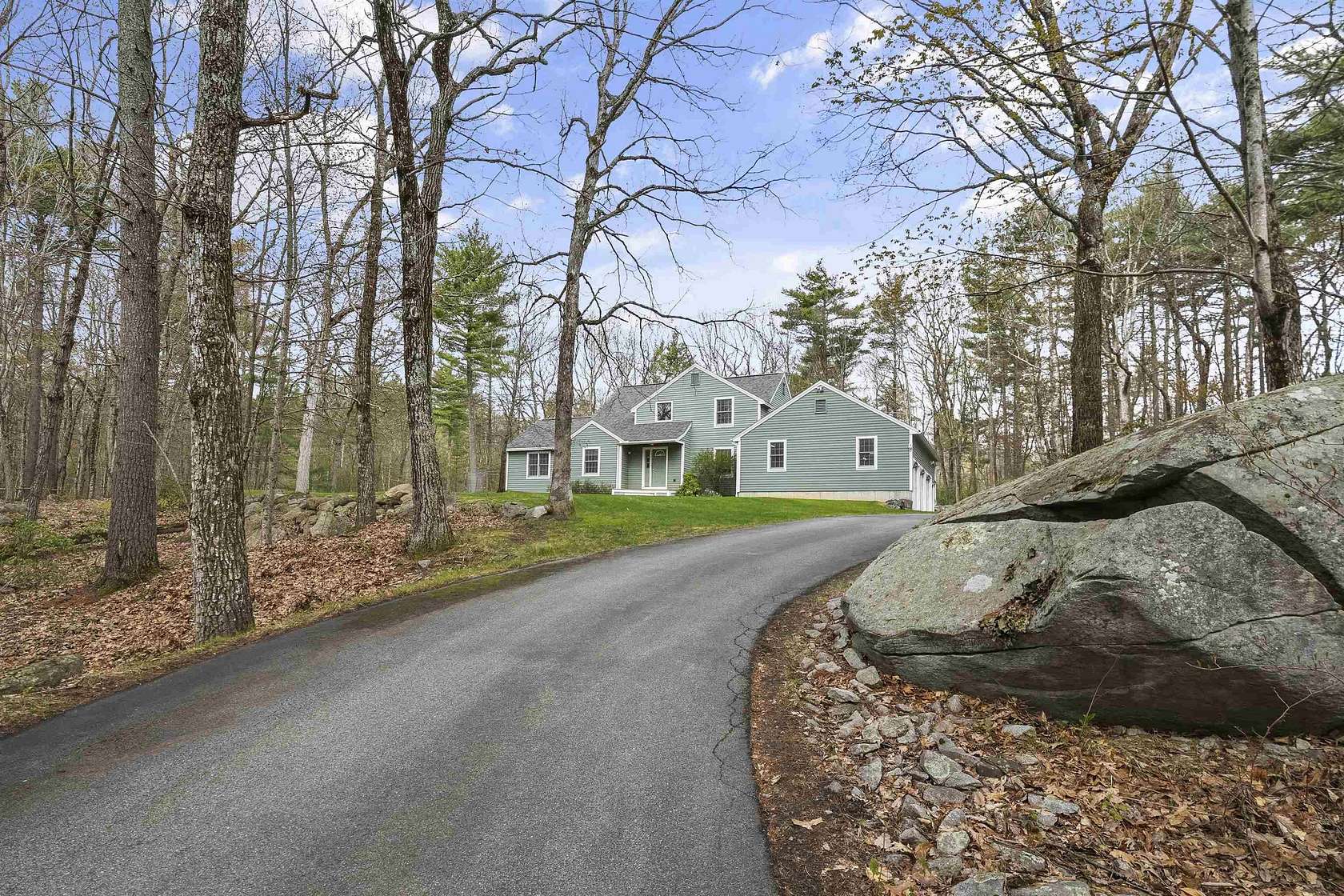 2.8 Acres of Land with Home for Sale in Brookline, New Hampshire