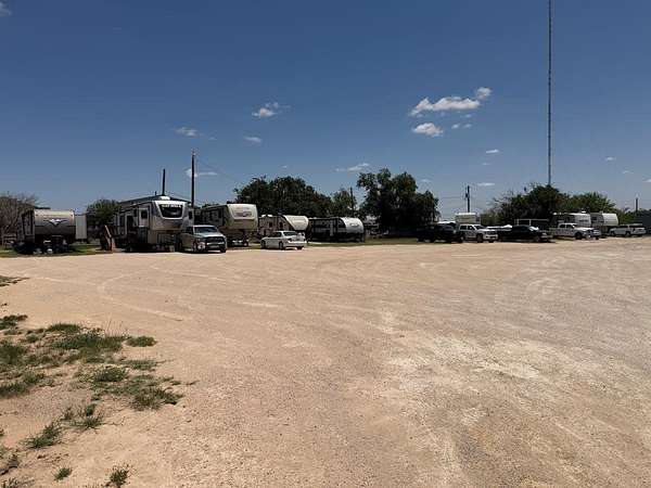 2.5 Acres of Improved Residential Land for Sale in Odessa, Texas