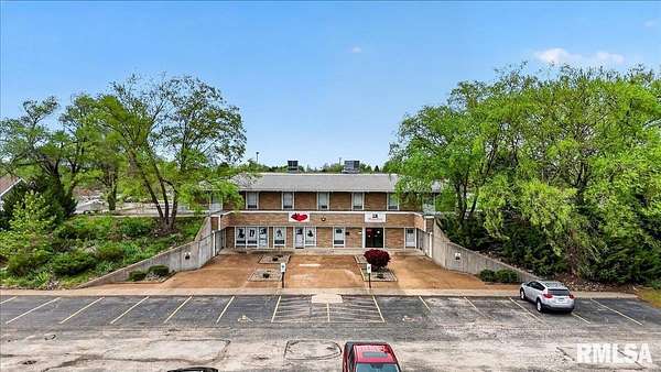 2.12 Acres of Commercial Land for Sale in Springfield, Illinois