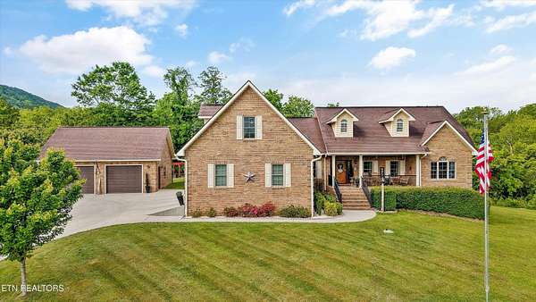 2.23 Acres of Land with Home for Sale in New Tazewell, Tennessee