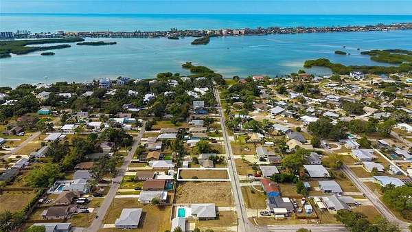 0.14 Acres of Land for Sale in Sarasota, Florida