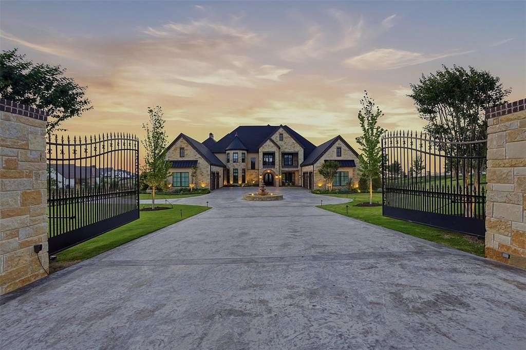 2 Acres of Land with Home for Sale in Aledo, Texas