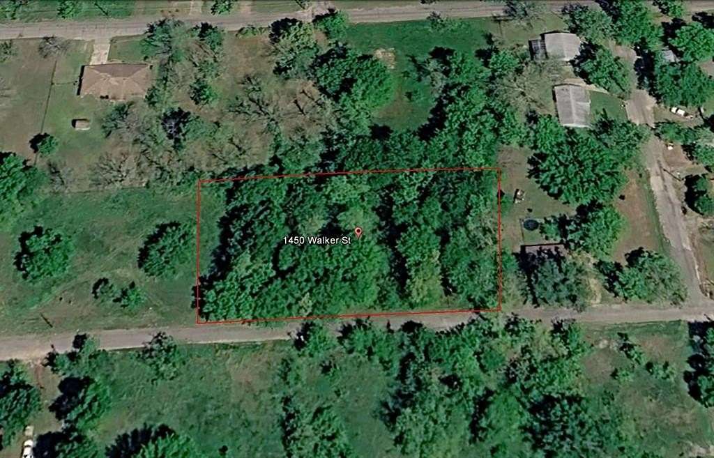 0.63 Acres of Residential Land for Sale in Paris, Texas