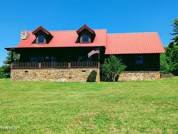 3.37 Acres of Land with Home for Sale in Coeburn, Virginia