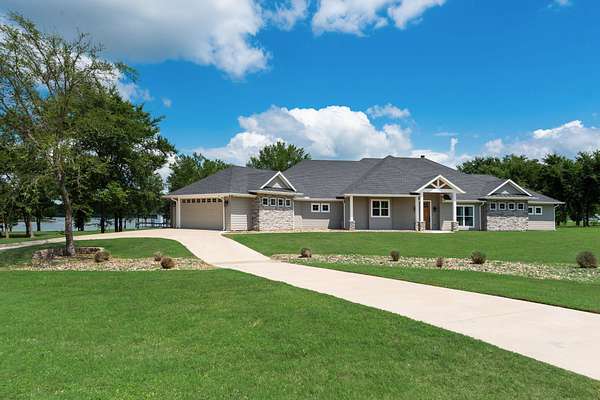 4.84 Acres of Land with Home for Sale in Kerens, Texas