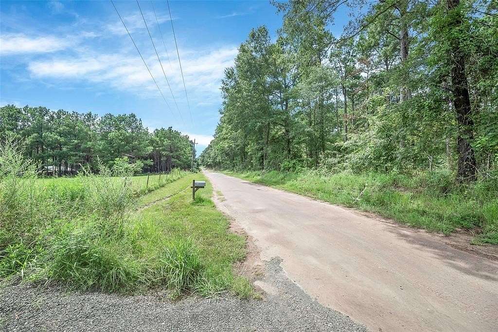 10.7 Acres of Recreational & Residential Land for Sale in Waskom, Texas