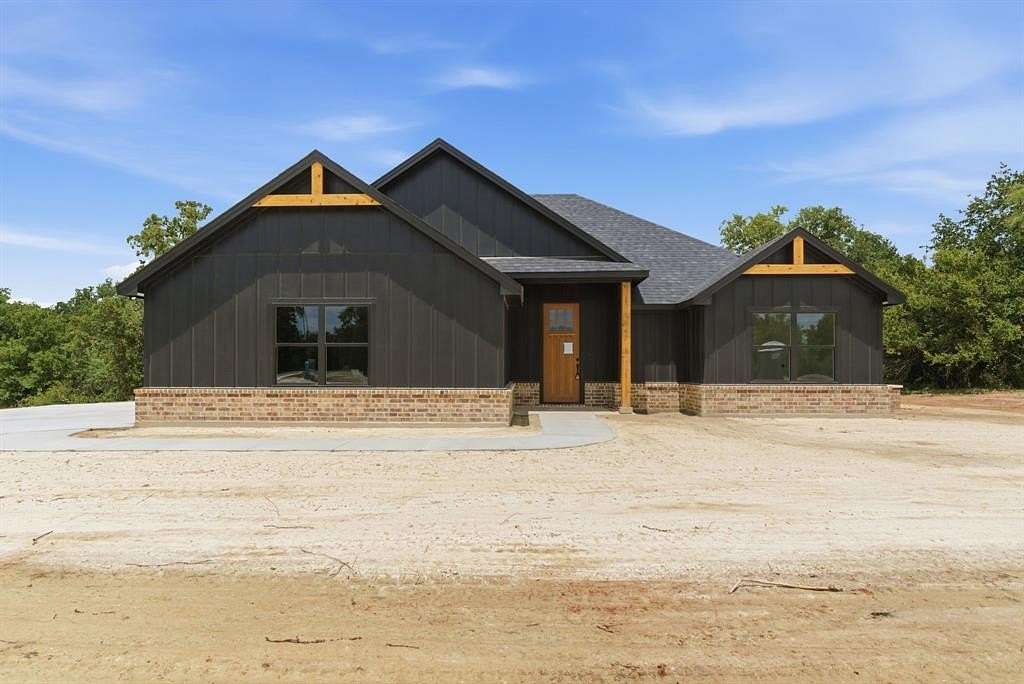 2 Acres of Land with Home for Sale in Weatherford, Texas
