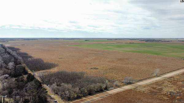 89.9 Acres of Land for Sale in Turon, Kansas